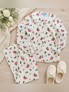 Hill House Floral Lace Collar Pajama Set Size Small Peter Pan Collar 2-Piece